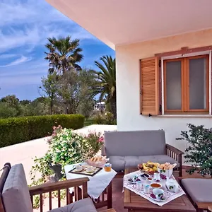 agriturismo-sa-suerera.hotelsalgherosardinia.com/